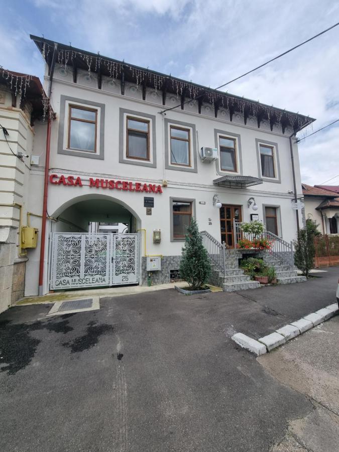 فندق Casa Musceleana كيمبولونغ المظهر الخارجي الصورة